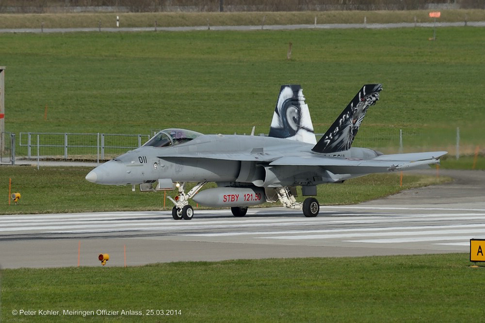 %_tempFileNamecomp_140325_MEI_Offizieranlass%20182%