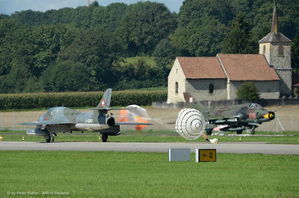 %_tempFileNamecomp_140828_AIR14%20261-%