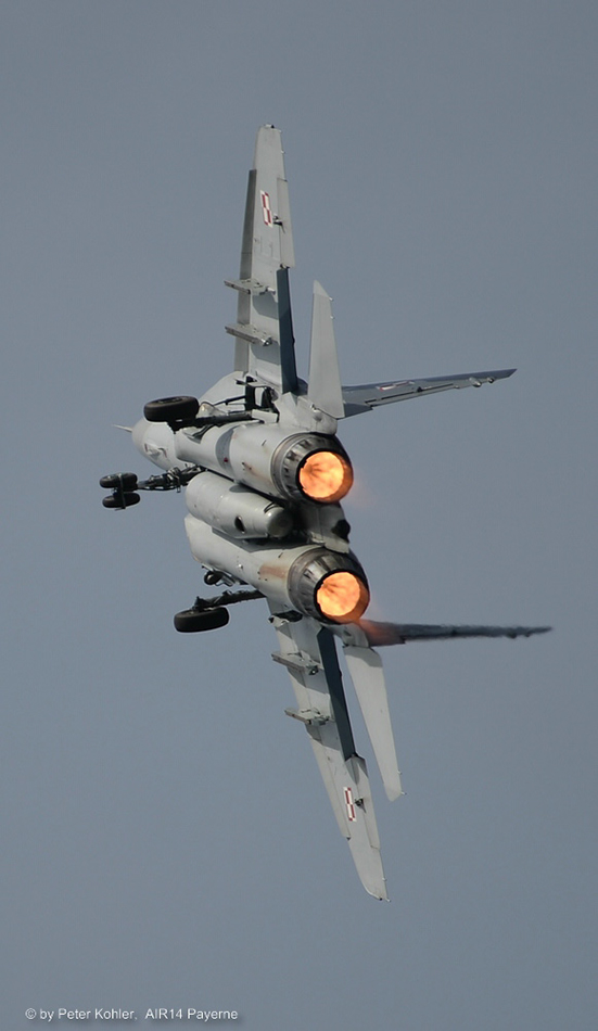 %_tempFileNamecomp_140828_AIR14%20676-%